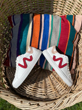 Baskets véganes à messages pour femmes Wild Walker - Rouge - Meanwhile Boutique